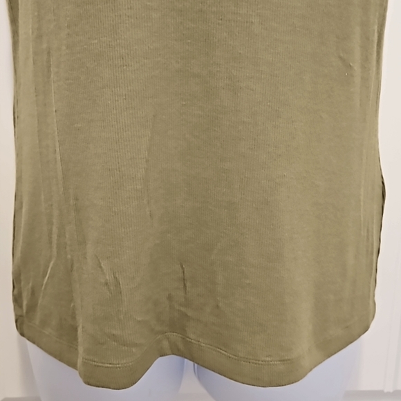 *NWOT* Doe & Rae Tank Top - Picture 3 of 6